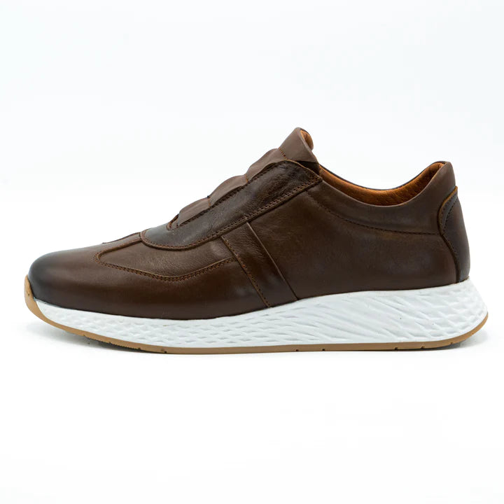 Mocassins Sport Chic en Cuir Véritable – Le Confort d'une Basket, le Style d'un Gentleman